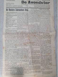 Overige Boeken en Diversen 5 kranten uit 1945