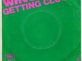 Grammofoon / Vinyl Wings Paul McCartney Getting Closer vinyl single mooie staat