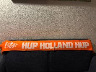 Merken en Reclamevoorwerpen Oranje KNVB Croky acryl sjaal met franjes NIEUW