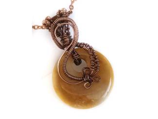Wire wrapped hanger met jade AANBIEDING