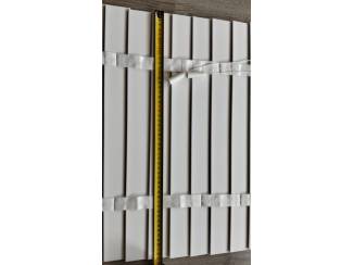 Huis en Inrichting Houtlook PVC jaloezie&euml;n