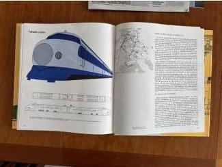 Spoorwegen en Tramwegen De wereld van de trein ( Hamilton Ellis ) Treinen tekeningen