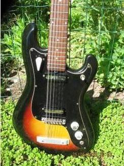 Snaarinstrumenten | Gitaren | Elektrisch EKO Cobra 12snarig
