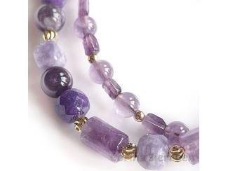 Armbanden Armband van amethist en vergulde accenten