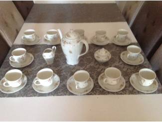 Servies compleet zeer mooi gaaf koffie servies voor 12 personen