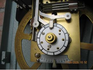 Klokken T&N Signal Hauptuhr /Synchronome klok (elektro-mechanisch)