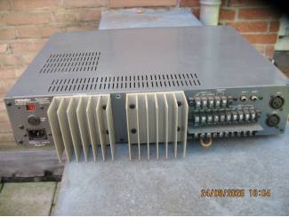 Versterkers Peavey UMA 75T Mixer/versterker.