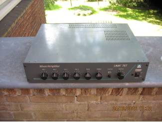 Versterkers Peavey UMA 75T Mixer/versterker.