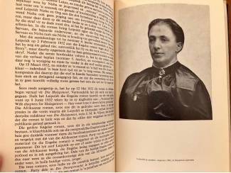 Buitenlandse Boeken C.L. Leipoldt -'n Studie in stof-keuse (prijs incl. verzend)