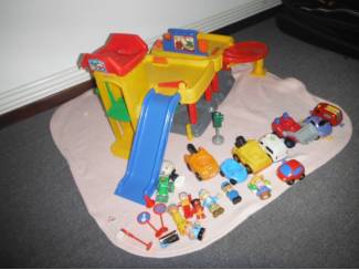 Speelgoed | Babyspeelgoed f p garage met geluiden en veel acc
