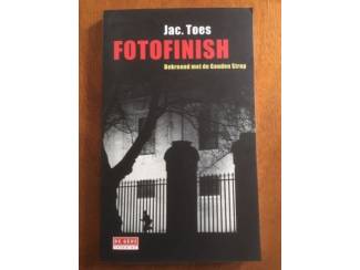 Fotofinish - Jac. Toes
