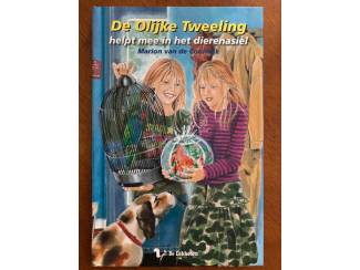 De Oljke Tweeling helpt mee in het dierenasiel