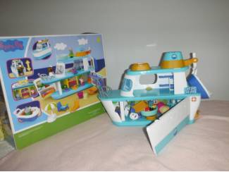 Speelgoed | Overig Peppa Pig Cruisschip in doos  met alle acc