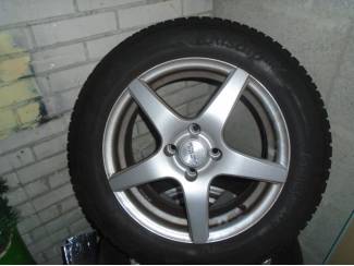 4 winterbanden van neen citroen c4 graND PICASSO 2008