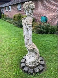 Tuinbeelden en Tuinkabouters Betonnen tuinbeeld