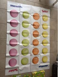 Gezelschapsspellen Twister Mentos ( Hasbro Games  2025) nieuw ongebruikt