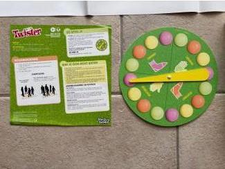 Gezelschapsspellen Twister Mentos ( Hasbro Games  2025) nieuw ongebruikt