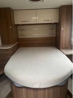 Campers zeer mooie Chausson camper