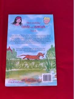 Kinderboeken Het vrolijke lente en zomer boek Roos Mika  ( V. den Hollander )