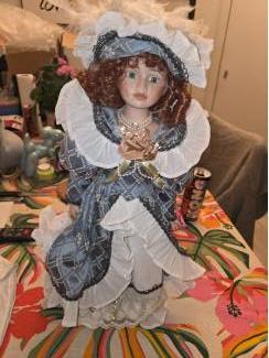 Porseleine poppen
