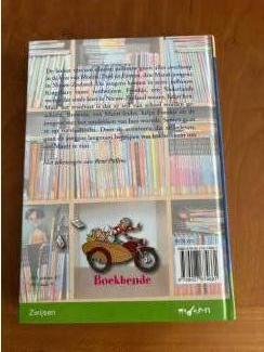 Jeugdboeken Arend van Dam : gebakken juf met kiwisaus (10+)