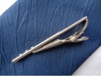 Herenkleding DASSPELD DASKLEM ZILVERKLEURIG MET STREEPJE 3 STRASS PARELTJES