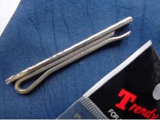Overige Accessoires DASSPELD ZILVERKLEURIG MET KRUISLINGSE STREPEN