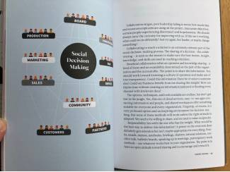 School- en Studieboeken Social Decision-making - Jaakko Pellosniemi