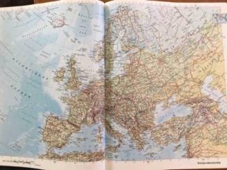 Atlassen ANWB Wereldatlas