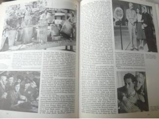 Overige Boeken en Diversen A pictorial history of war films - Clyde Jeavons