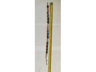 Kettingen Kleurrijke kralenketting 48 cm lang