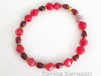 Armbanden Armband van rhodoniet, chalcedoon en messing