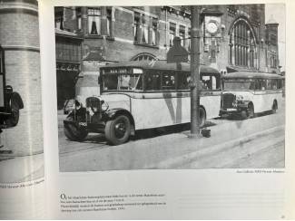 Geschiedenis en Politiek NZH - Tussen tram en bus - Van Boedapester tot Bolramer