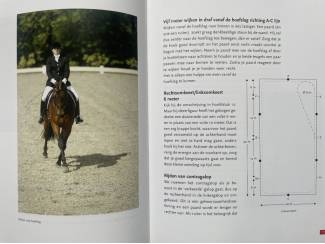 Huisdieren Leer paardrijden met plezier (FNRS) - Tessa van Daalen