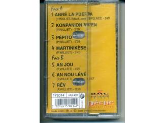 Cassettebandjes Alian's Karaib &ndash; Rev 7 nrs cassette 1998 NIEUW