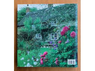 Flora en Fauna The garden of Ashtree cottage - Wendy Lauderdale