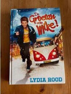 De groeten van Mike ! Lydia Rood (10+)