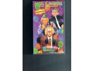 VHS Video Bassie en Adriaan en de plaaggeest 1 en 2