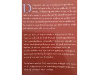 Overige Boeken en Diversen Uitspraken van Lao Tze volgend op de Tau Te Tsjing (filosofie)