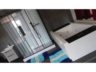 Vacatures 18+ Dames 21+ gezocht bij Farrida Massage Vlaardingen