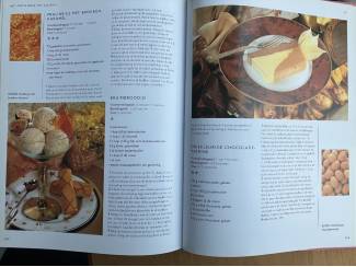 Kookboeken Het Grote Boek met Desserts - Yolande Heersma