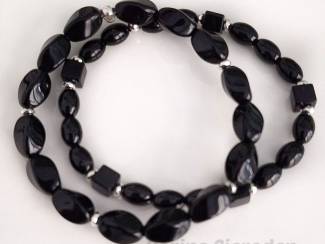 Armbanden Armbandenset van onyx en hematiet