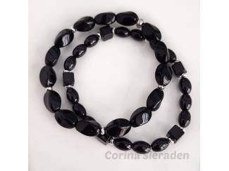Armbandenset van onyx en hematiet